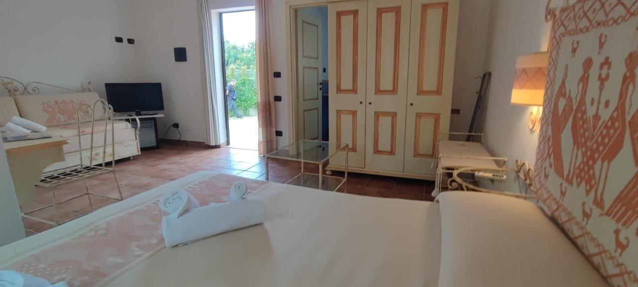 Hotel Altura Villasimius Luaran gambar